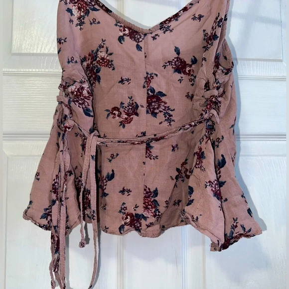 Don't Ask Why Pink Flowered Crop Top - Picture 2 of 6